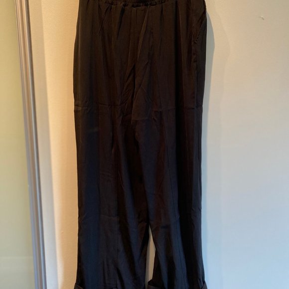 Unique Vintage Black Wide Cuff Pants - Picture 3 of 3